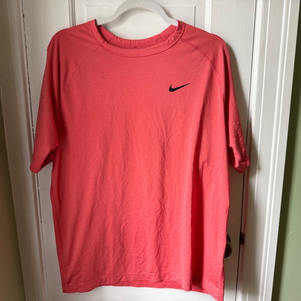 Nike Men’s Coral Pink Short-Sleeve Dri-Fit Crew Performance Tee Men’s Size Med